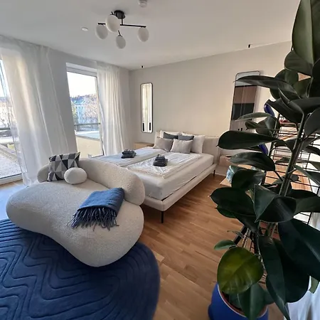Design I Zentrum I Garage I Dachterrasse I Waschtrockner Appartement *